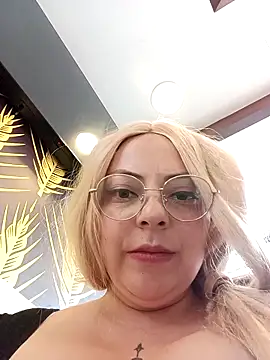 madelaine- online show from March 6, 8:37 pm