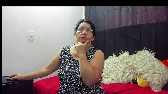 Evaaross 2345 online show from January 15, 1:50 pm