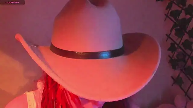 RedMeloddy online show from November 22, 1:08 am