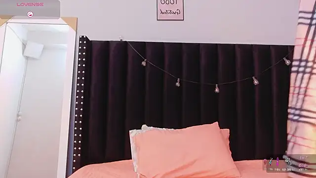 littleebonymommy online show from September 24, 8:41 pm