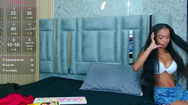 littleebonymommy online show from November 17, 8:20 pm