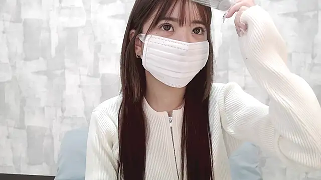 LOVE MOMO LOVE online show from October 12, 12:18 pm