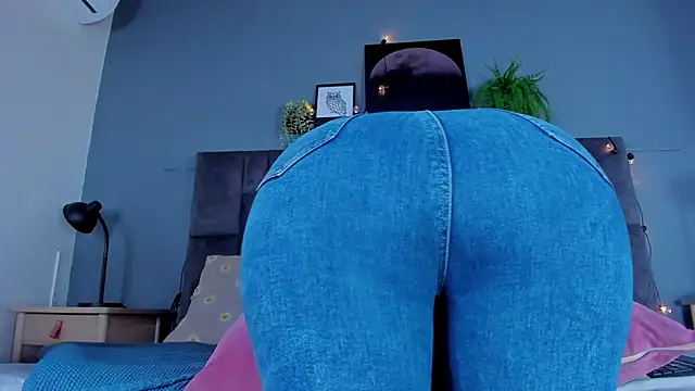 DulceAurora   online show from March 10, 3:10 am