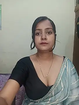 Miss-Riyasingh online show from June 22, 5:21 pm