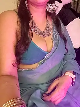 kaamuk shweta online show from September 12, 8:45 am