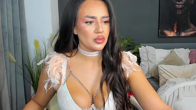 Sonia  Rey online show from November 1, 7:07 pm