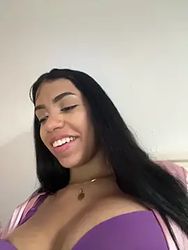 -Naomyy- online show from April 26, 6:16 pm