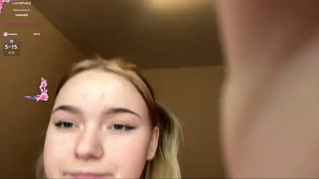 ZaraCreedon online show from January 16, 5:47 am