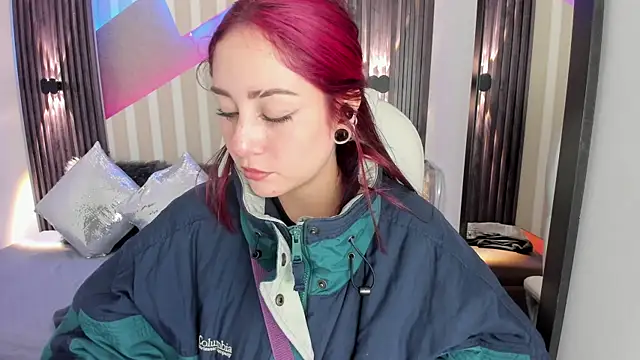 emily layton online show from November 11, 2:36 pm