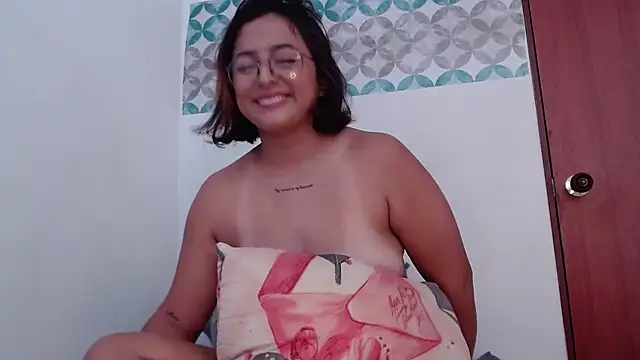 Aria smith01 online show from March 4, 1:28 pm