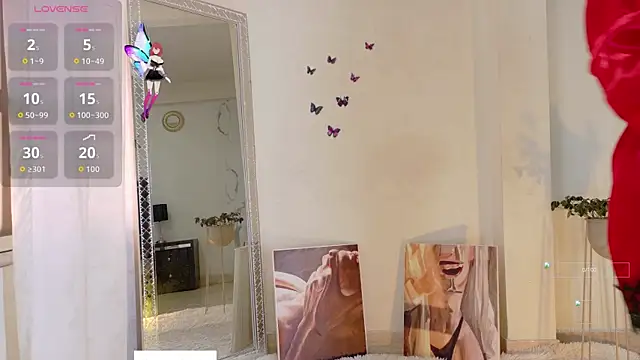 Snapshot of RileySkye chatting on September 8, 6:18 pm RileySkye online show from September 8, 6:18 pm