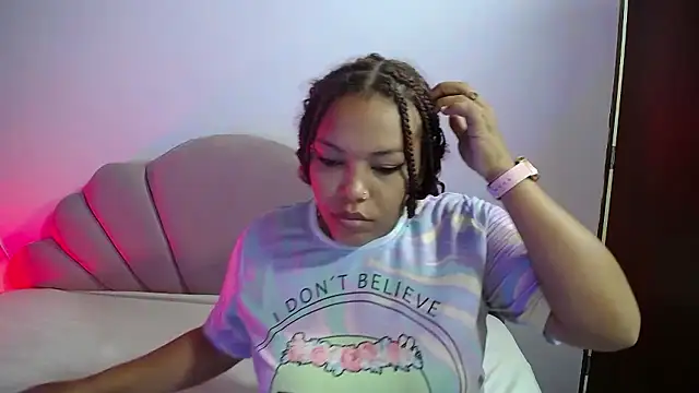 horny babyss online show from January 15, 1:44 am