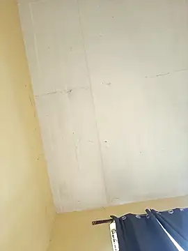 Juicylittle slute online show from February 11, 5:09 am