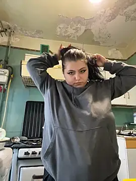 NanaDaizy online show from November 4, 1:27 pm