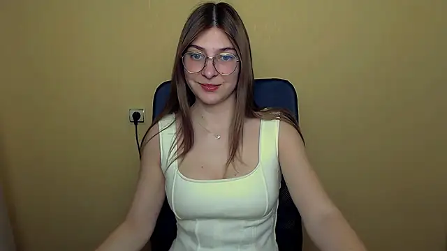 Luna Lush  online show from December 2, 9:22 am