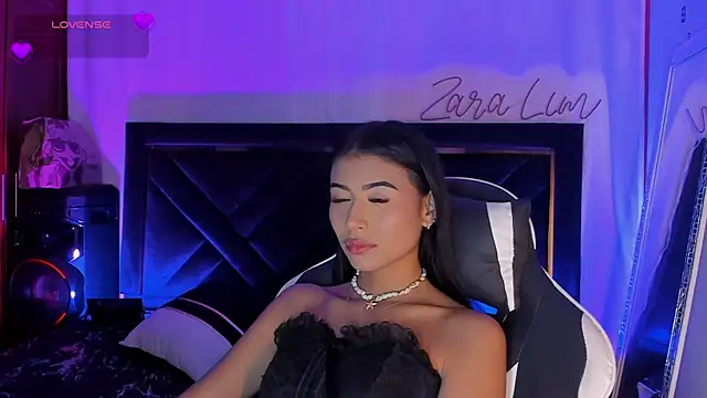 ZaraLim online show from November 12, 1:58 am