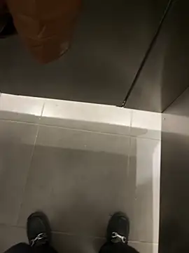 thiagowes online show from April 28, 1:14 am