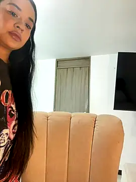 Snapshot of Aitana98_ chatting on October 5, 2:16 am Aitana98 online show from October 5, 2:16 am
