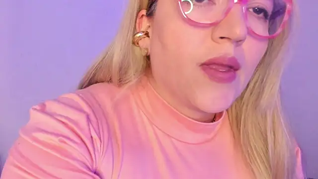 Naty Mature  online show from November 18, 5:36 pm