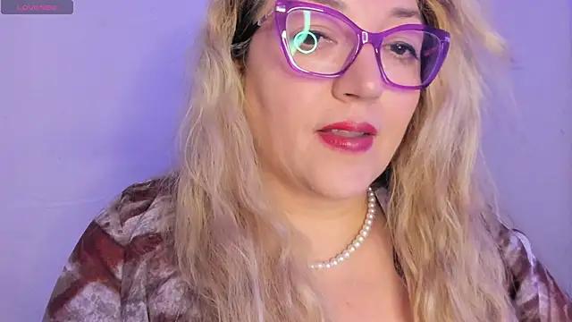 Naty Mature  online show from February 21, 8:31 pm