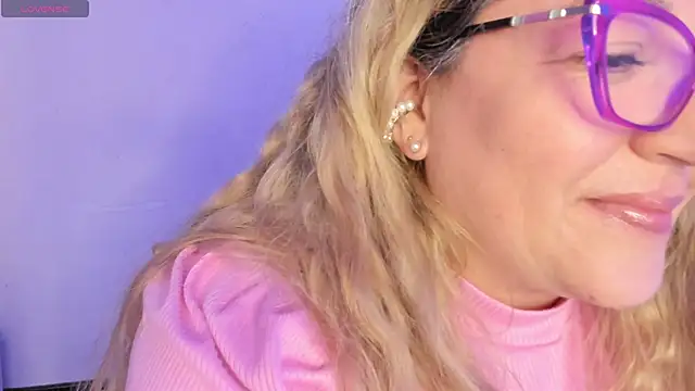 Naty Mature  online show from February 9, 8:22 pm