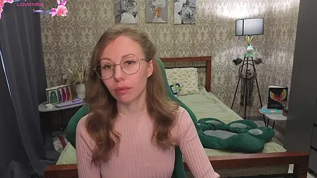 Lill Mary online show from March 4, 3:35 am