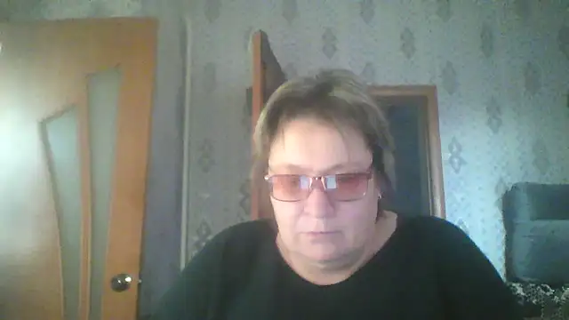 Snapshot of MelanieCold467 chatting on October 21, 5:11 am MelanieCold467 online show from October 21, 5:11 am