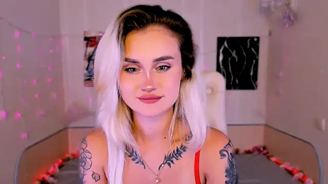  Ravenaa online show from October 11, 11:47 am