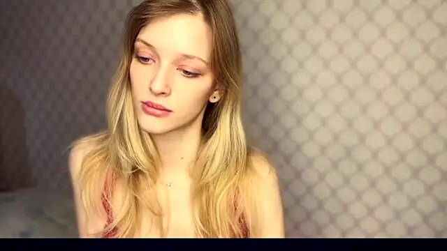 Evvie Summn1 online show from December 16, 10:21 am