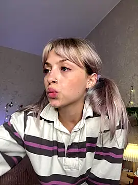 lavenderluxe online show from September 10, 1:44 pm