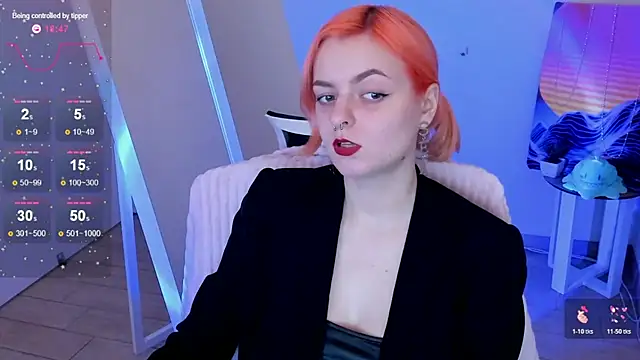 Fire Bestie online show from February 13, 2:08 pm