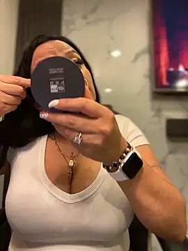Milff parkerrr online show from May 26, 1:49 am