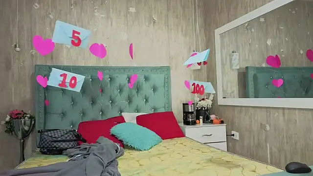 Marcelaa fox online show from February 13, 9:05 pm