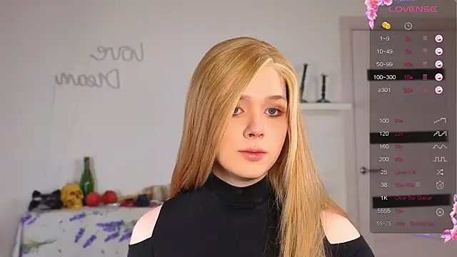  yourFoxy  online show from November 6, 12:44 pm