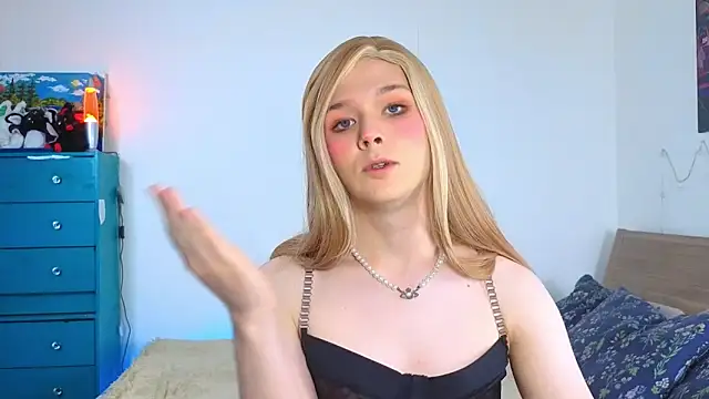  yourFoxy  online show from September 29, 3:17 pm