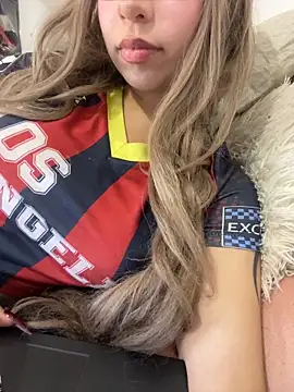 lunaapppp online show from April 30, 4:28 am