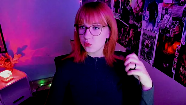 Snapshot of Rudy_02 chatting on September 21, 8:07 pm Rudy 02 online show from September 21, 8:07 pm