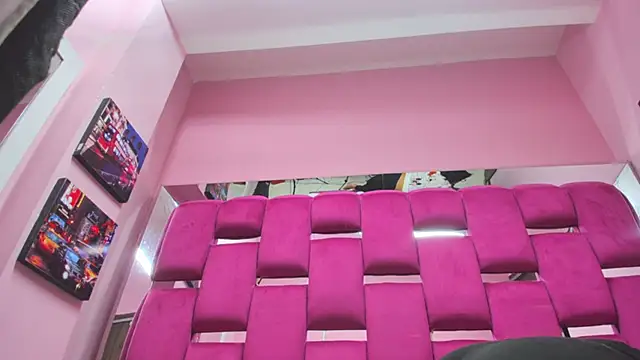 Miaa Smiith  online show from November 16, 4:03 am