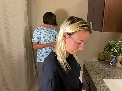 girlfriendmissy online show from March 27, 11:05 pm