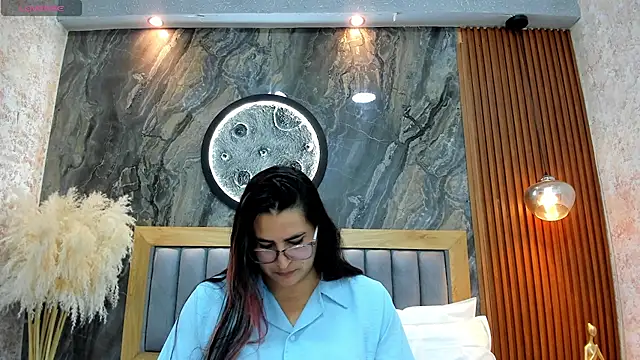 BellaPeers  online show from May 30, 12:03 pm