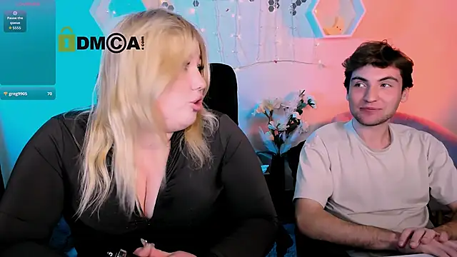 juli kisss online show from November 17, 3:07 am