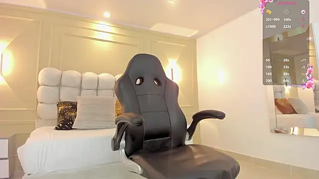 ALICESTARKK online show from March 11, 1:25 pm