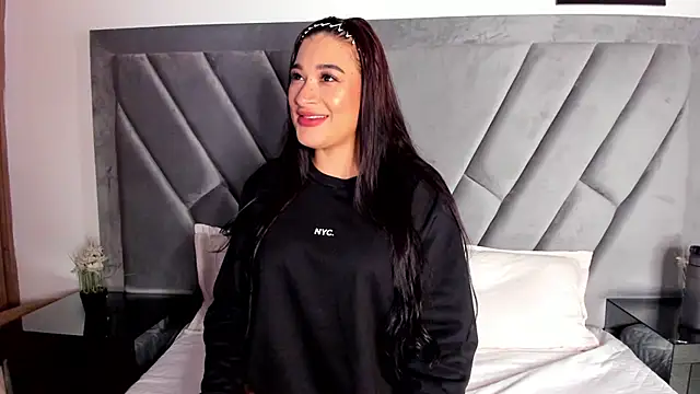 nataliee foster online show from November 6, 11:27 am