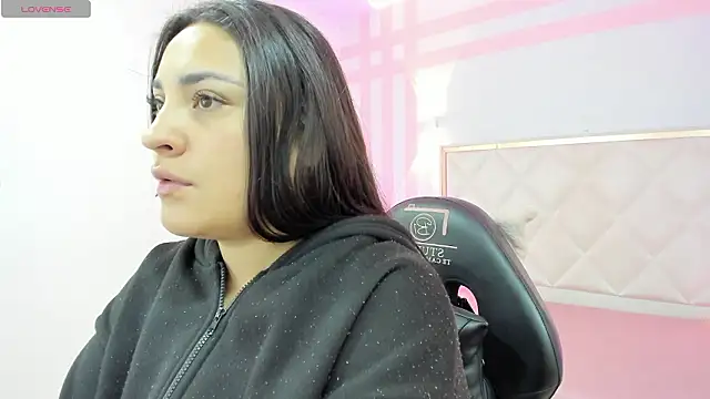 Brendda tay online show from March 30, 3:17 am