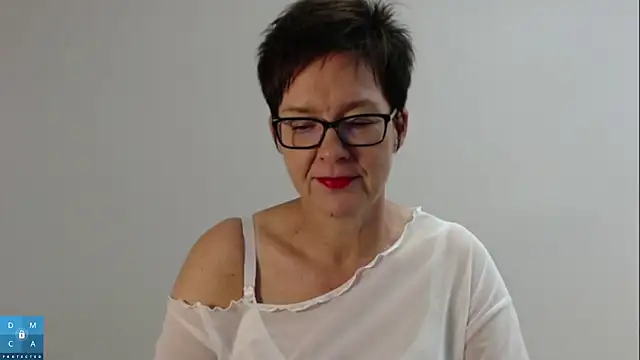 Snapshot of Sofie69Velvet chatting on September 22, 4:05 pm Sofie69Velvet online show from September 22, 4:05 pm