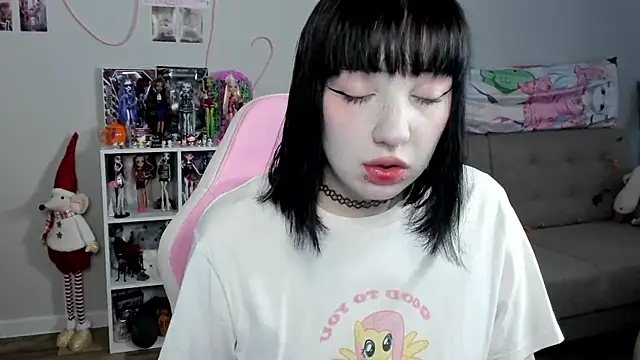 SweetieMollyy online show from November 21, 10:06 am