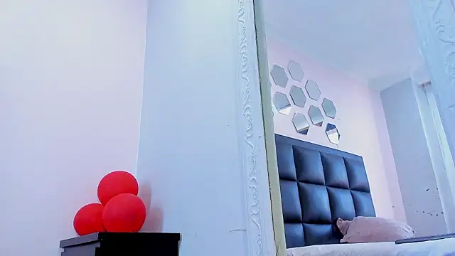 Catalina Jonex online show from March 19, 11:58 am