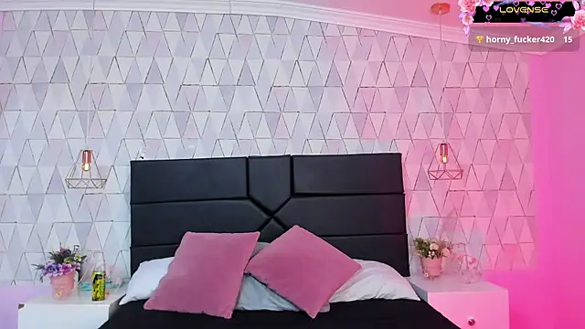 JustinePerry online show from June 2, 4:35 am
