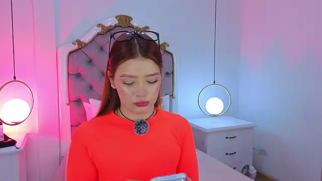  ambar Adamss online show from December 18, 2:38 am