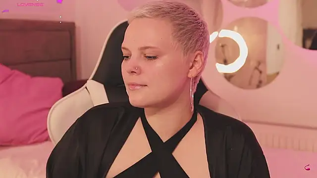 LikaBerry1 online show from February 19, 11:21 am